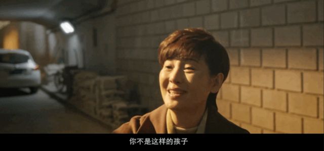 {賭馬}(我的好妈妈电影讲的是什么)